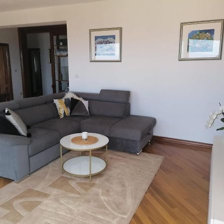 Apartman Niki Makarska Luaran gambar